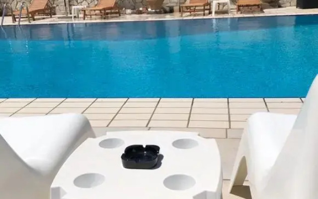 Rodini Beach Hotel
