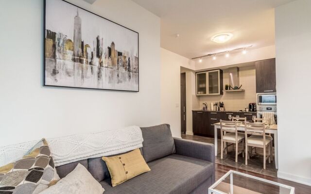 Lavish Suites - Luxury One Bedroom Condo