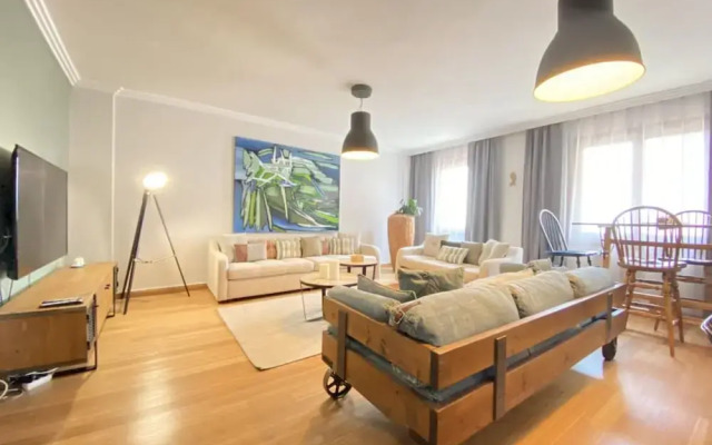 Missafir Flat With Bosphorus View in Kuzguncuk