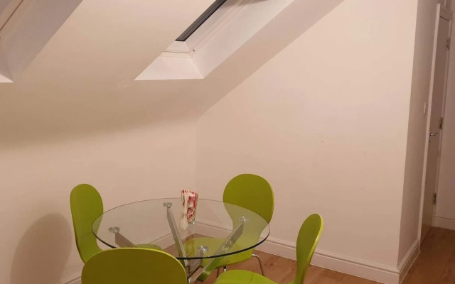 Gyllingeham Suite 2