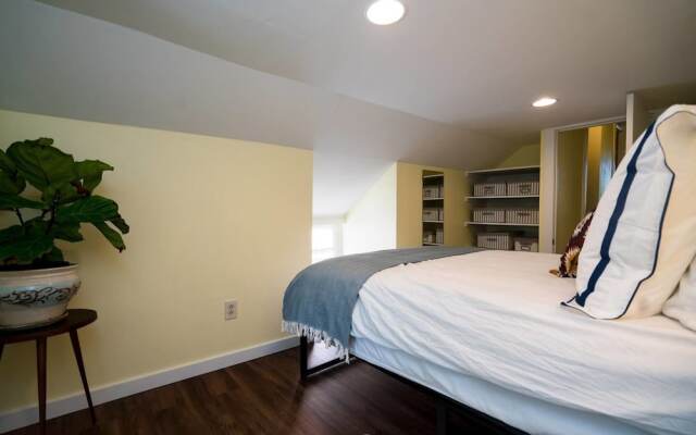 Newly Renovated Rino Retreat