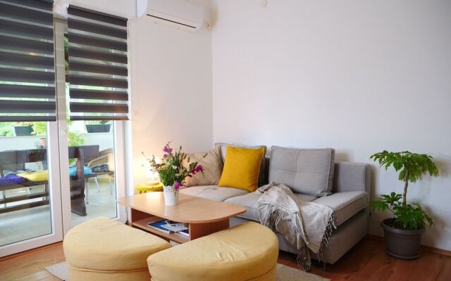 Apartment and Rooms Vilma
