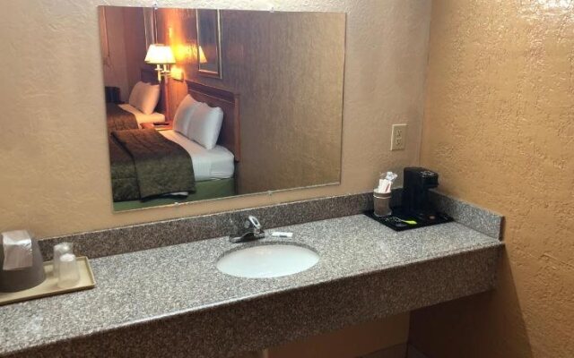Deluxe Inn