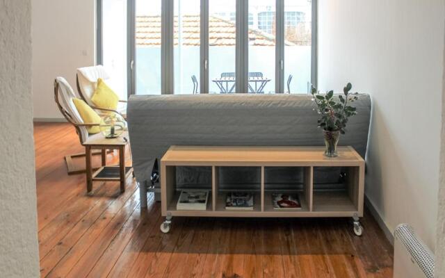Bonjardim Flats - T2 com Varanda