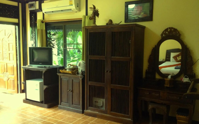 Paradise Pearl Bungalows