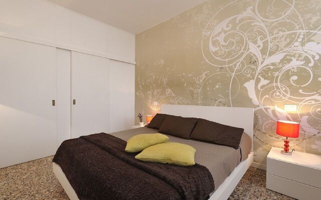 Venice Garden View Apartments