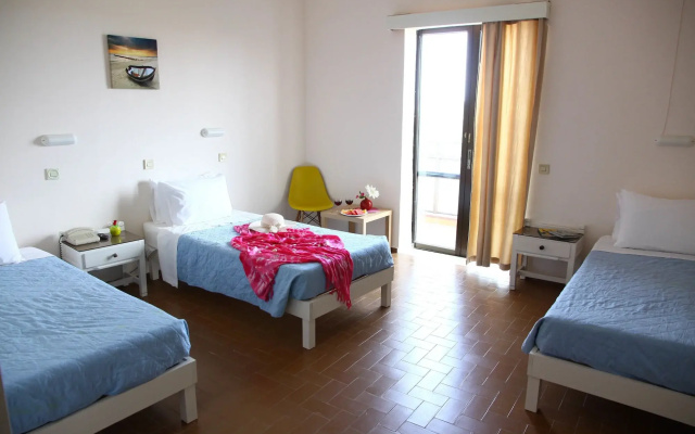 Triton Garden Hotel