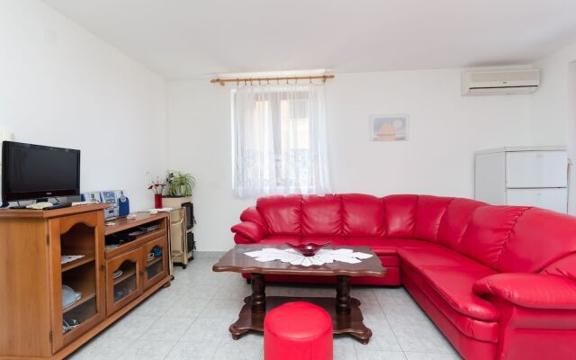 Apartment Besima