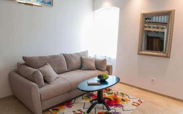 Bazzar Apartments