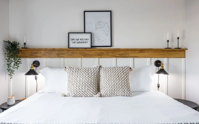 Tempe Vaughn 3 Bedroom Home by RedAwning