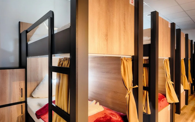 Hostel West light