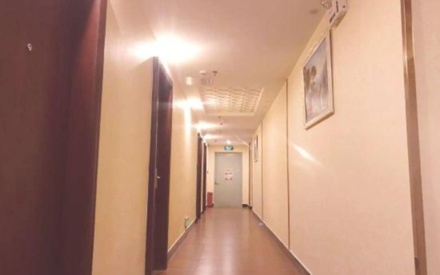 Green Rongting Hotel