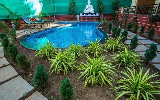 Mariners Bay Suites