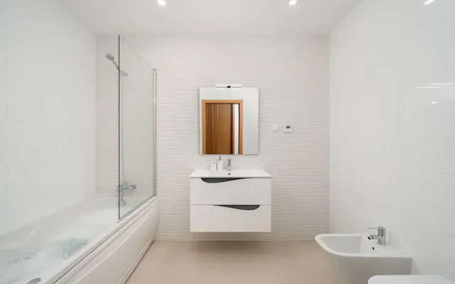 Lagos Marina View 3 With Pool by Homing