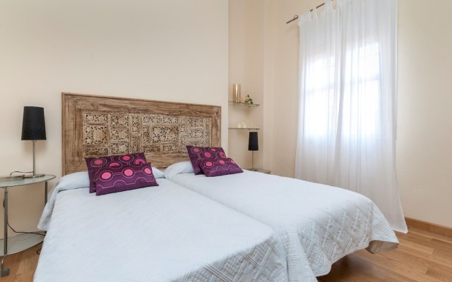 Confortable 2 Bd Apartment In Great Location Vinuesa I