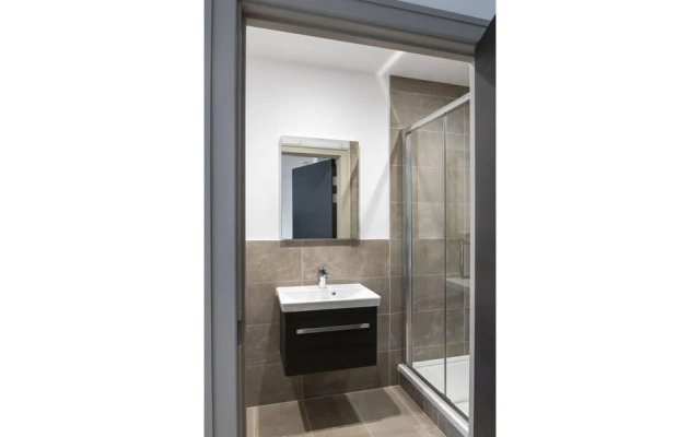 Finchley Modern Studio Apartments L