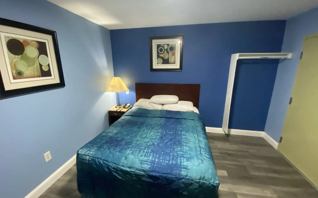 Red Carpet Inn and Suites