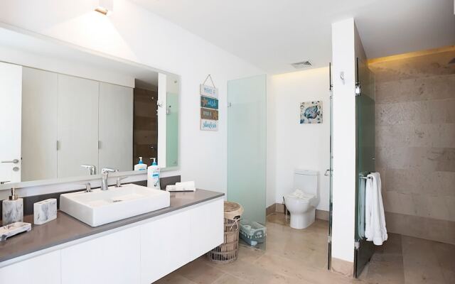 Oceana 435 2 Bedroom Condo