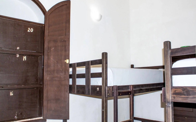 Hotel Dos Lunas - Hostel