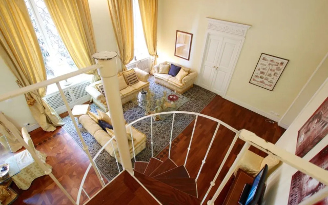 Sleep in Italy - SpanishSteps Apartments