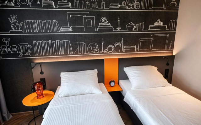 LOGINN Hotel Köln Airport