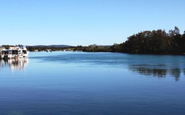 Reflections G01 - On The Lake!