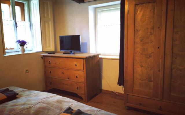 Tornácos Vendégház