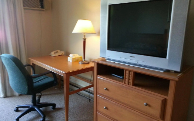Coast Metro Vancouver Hotel