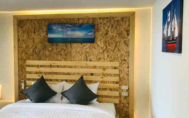 Lipe Garden Beach Resort