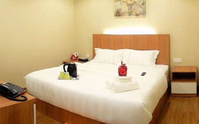 Royale Hotel