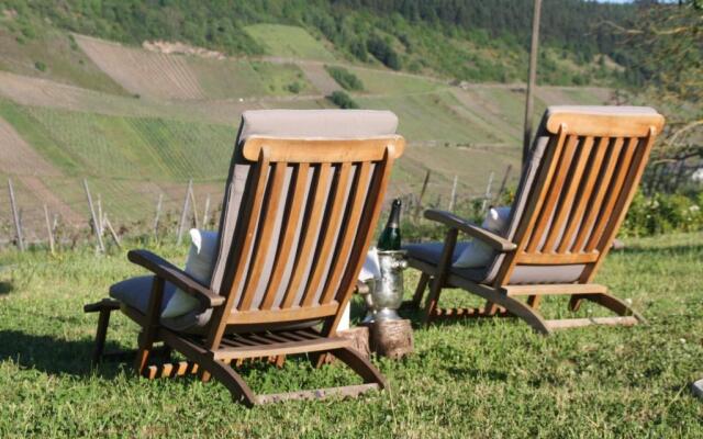 Weingut-Brennerei-Gästehaus Emil Dauns