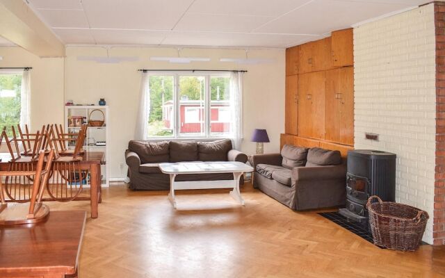 Amazing Home in Konga With 9 Bedrooms, Sauna and Wifi