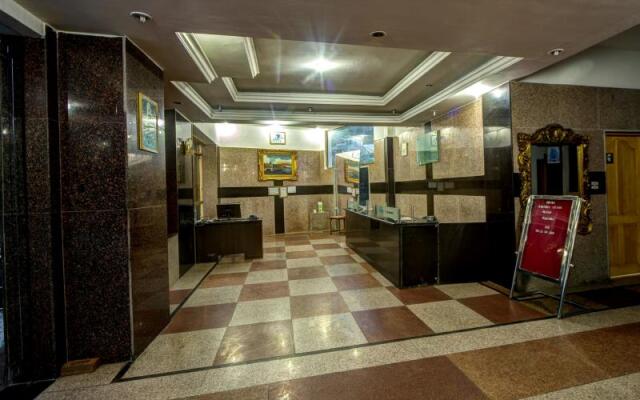 Hotel Kalinga Grand