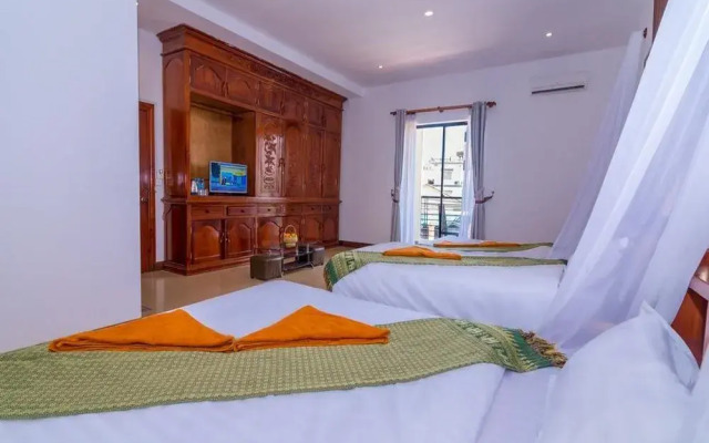 Ly Villa Angkor