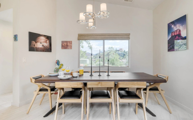 The Viewpoint by Avantstay Luxe Home + Spa/views
