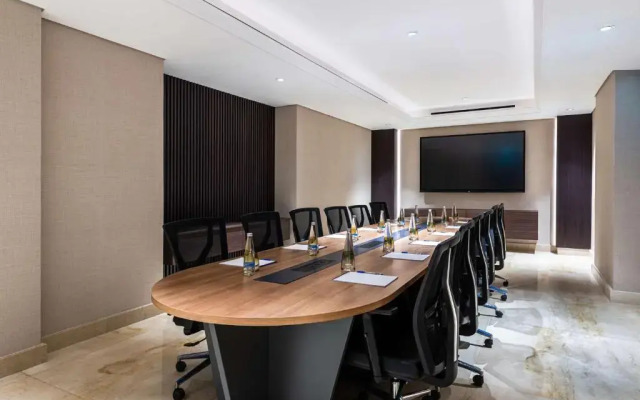 Doubletree By Hilton Amman Hotel & Residences