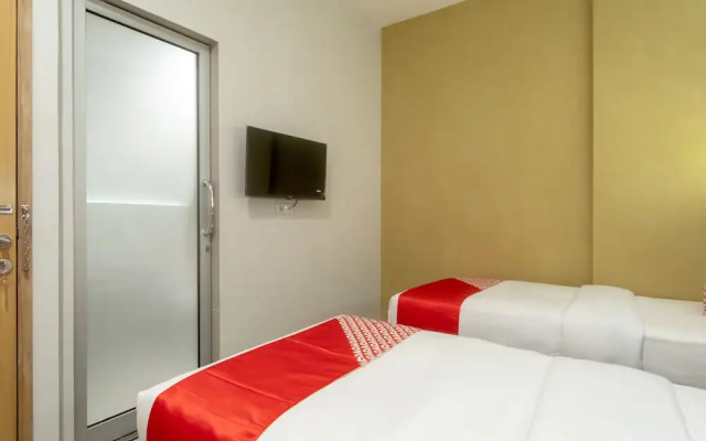Festive Inn by OYO Rooms
