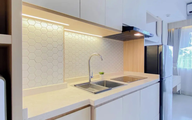Enjoy Living Studio Apartment At Lrt City Jatibening – Guest Rooms – Bekasi