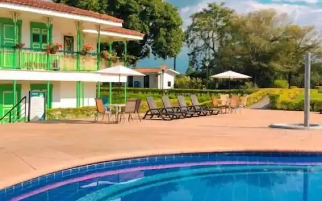 Hotel El Eden Parque Del Cafe