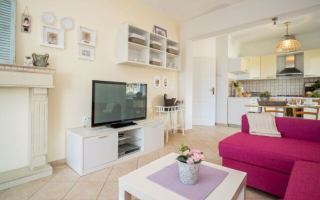 Apartment Marina Montmorillon 22998