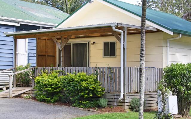 Anson Bay Lodge