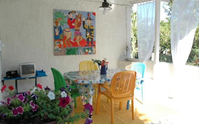 Blue See Beach House