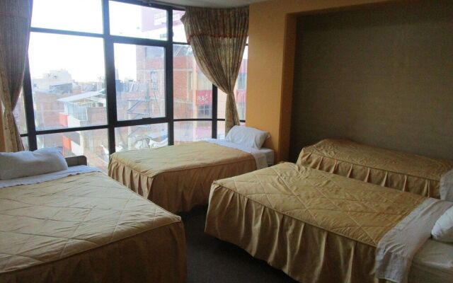 The Real House-Hostel