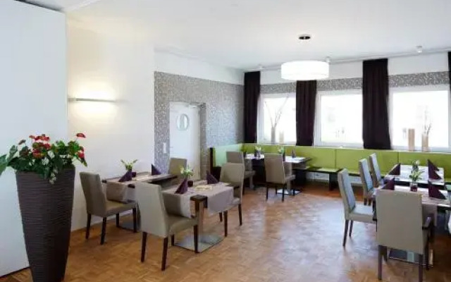 Hotel Karolinger-Hof