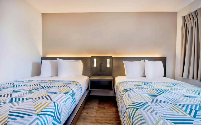 Motel 6 Vallejo, CA - Six Flags West