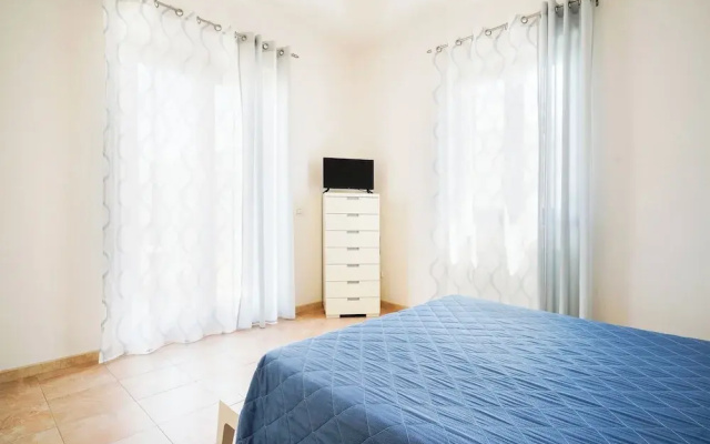 Appartamento a Torre Canne con balcone