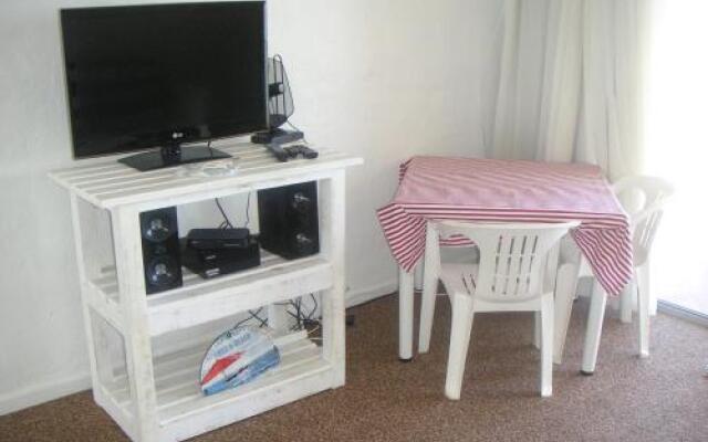 Waterside Living DB03