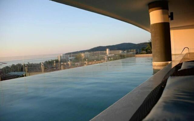 Sunset Plaza Karon 2 bedrooms Nice Sea View