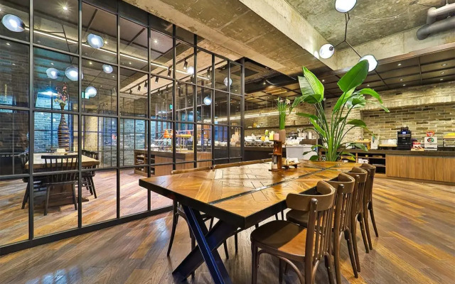 JS Boutique Hotel