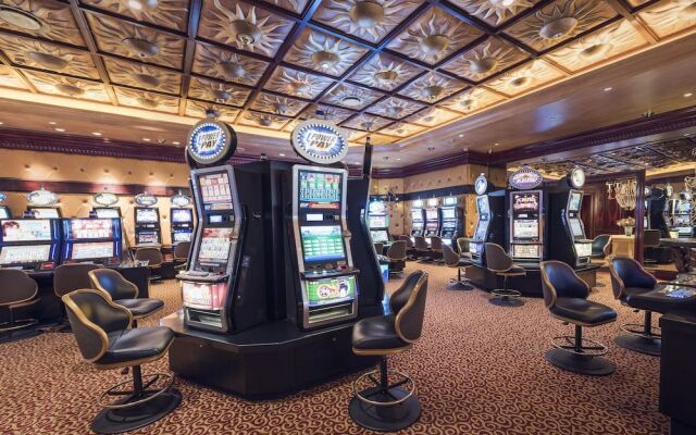 Bush Bungalows at Sun City Resort